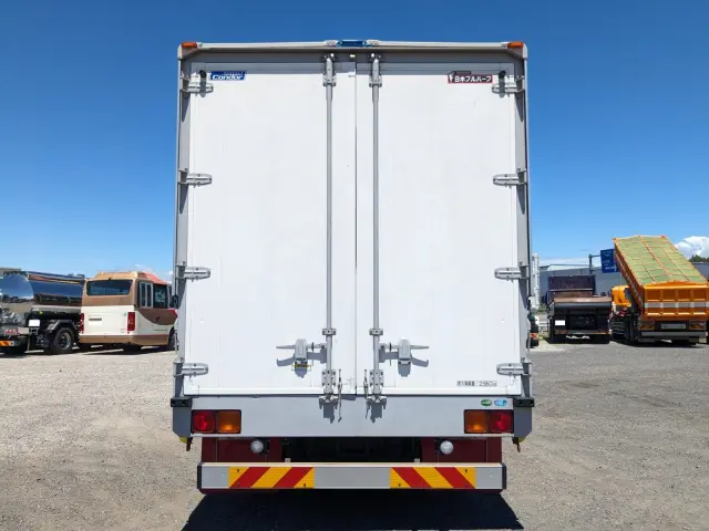 UD コンドル 2RG-BRR90S2(2WD)の写真6