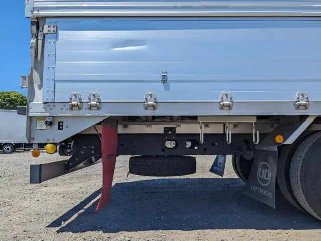UD コンドル 2RG-BRR90S2(2WD)の写真35