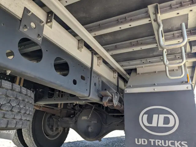 UD コンドル 2RG-BRR90S2(2WD)の写真37