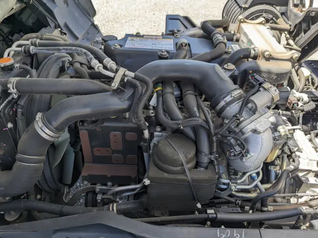 UD コンドル 2RG-BRR90S2(2WD)の写真43