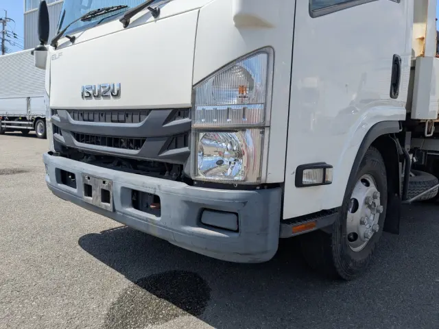 いすゞ エルフ 2PG-NPR88YN(2WD)の写真23