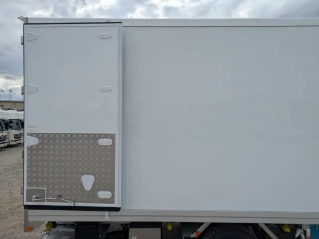 日野 レンジャー 2KG-FD2ABG(2WD)の写真38