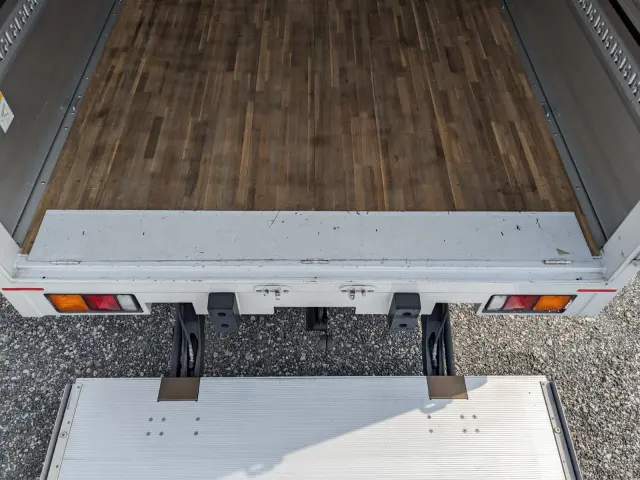 三菱 ファイター 2KG-FK65F(2WD)の写真12