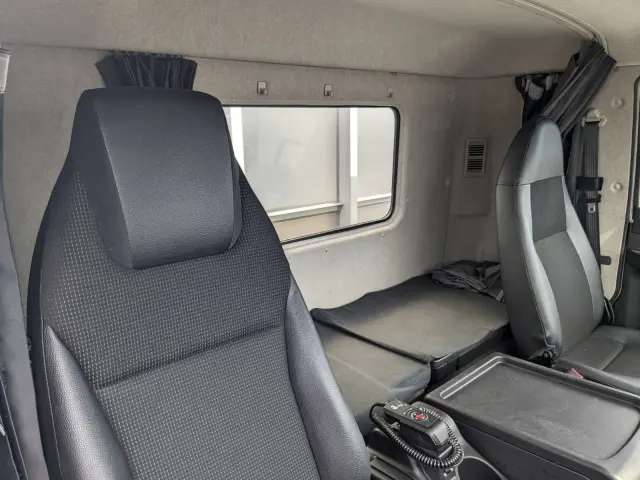 三菱 ファイター 2KG-FK65F(2WD)の写真23