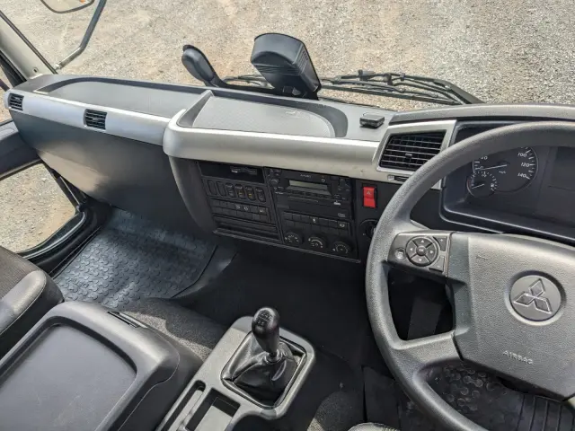 三菱 ファイター 2KG-FK65F(2WD)の写真25