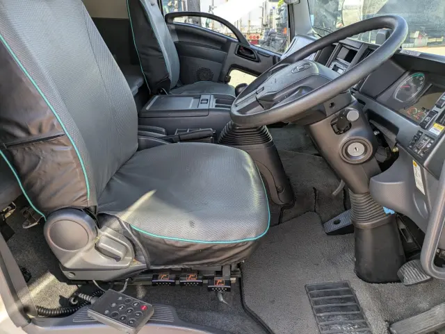 UD コンドル 2RG-BRR90T2(2WD)の写真43