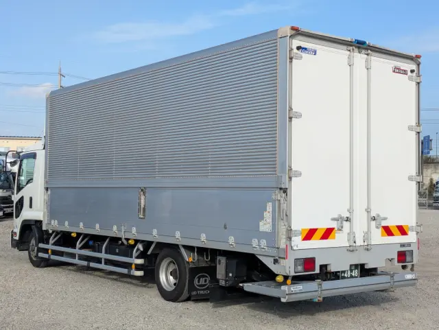 UD コンドル 2RG-BRR90T2(2WD)の写真5