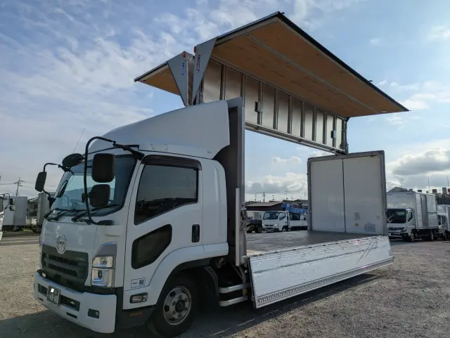 UD コンドル 2RG-BRR90T2(2WD)の写真42