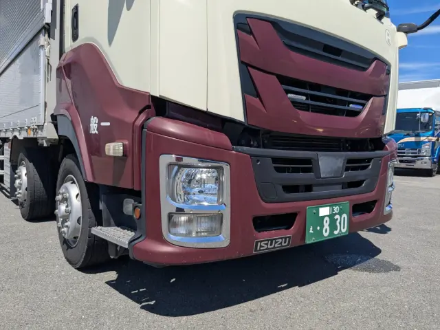 いすゞ ギガ QPG-CYJ77B(8x4)の写真22