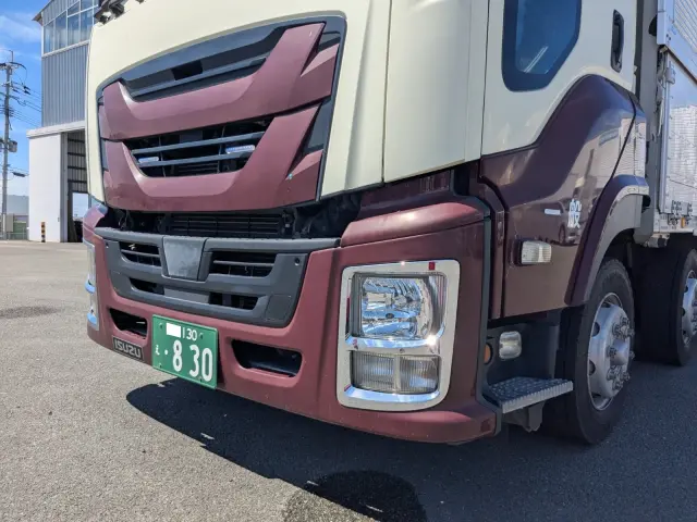 いすゞ ギガ QPG-CYJ77B(8x4)の写真23