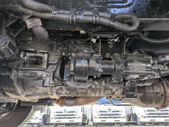 いすゞ エルフ SKG-NKR85YN(2WD)の写真31