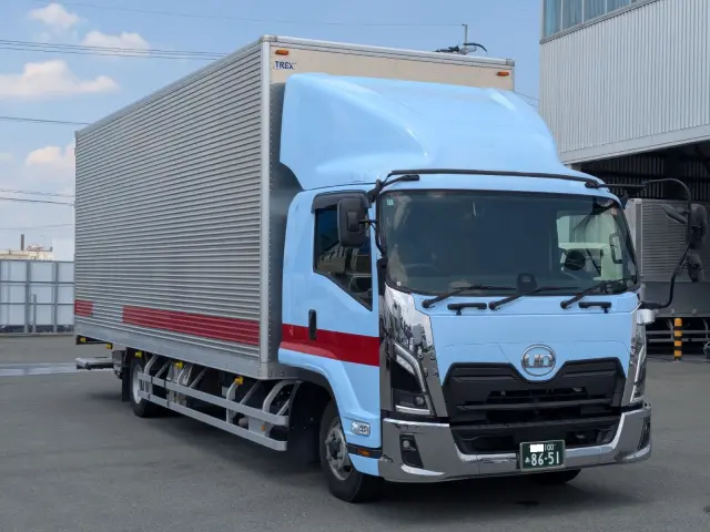 UD クオン 2RG-BRR90T4(2WD)の写真2