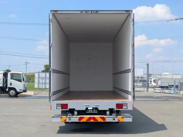 UD クオン 2RG-BRR90T4(2WD)の写真8