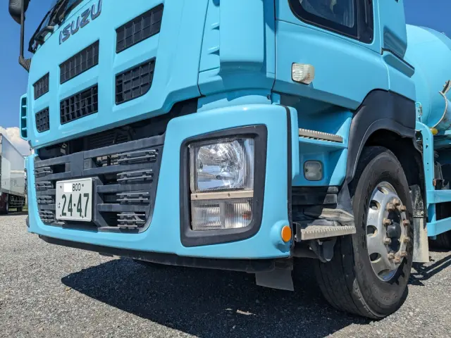 いすゞ ギガ QKG-CXZ77AT(6x4)の写真22
