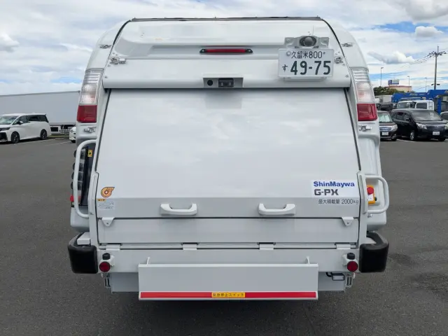三菱 キャンター 2RG-FEAV0(2WD)の写真5