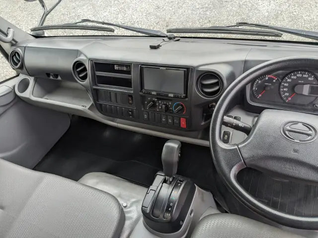日野 デュトロ TPG-XZU710M(2WD)の写真27