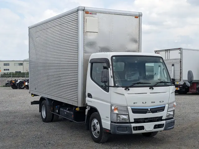 三菱 キャンター TPG-FEA50(2WD)の写真2