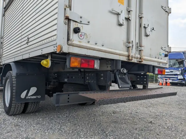 三菱 キャンター TPG-FEA50(2WD)の写真7