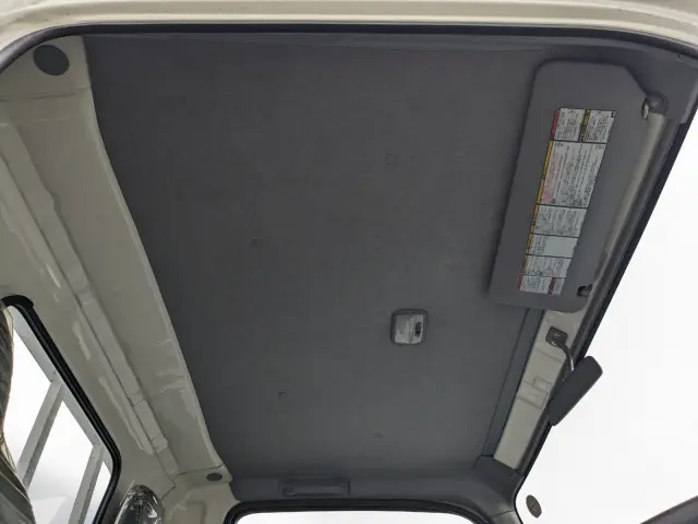 いすゞ エルフ 2RG-NMR88AR(2WD)の写真25