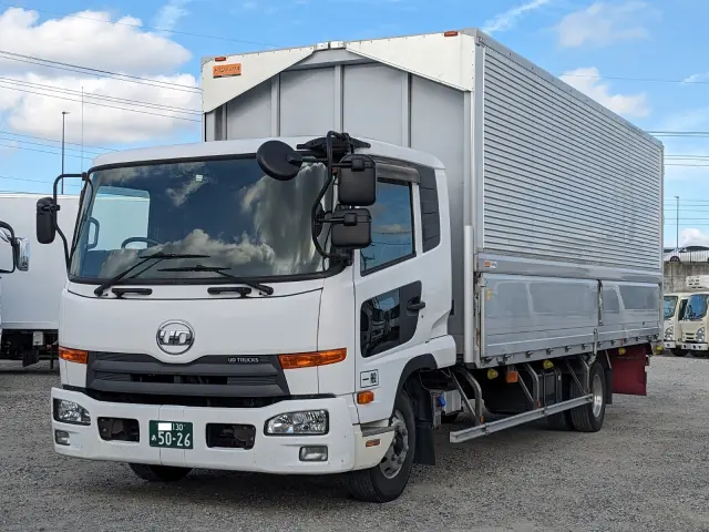 ＵＤ コンドル TKG-MK38L(2WD)の写真1