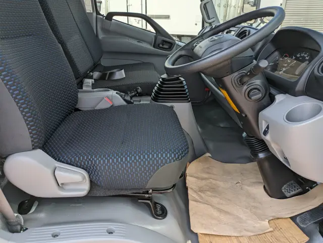日野 デュトロ 2KG-XZU712M(2WD)の写真36