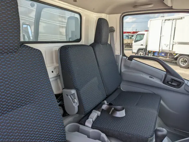 日野 デュトロ 2KG-XZU712M(2WD)の写真38