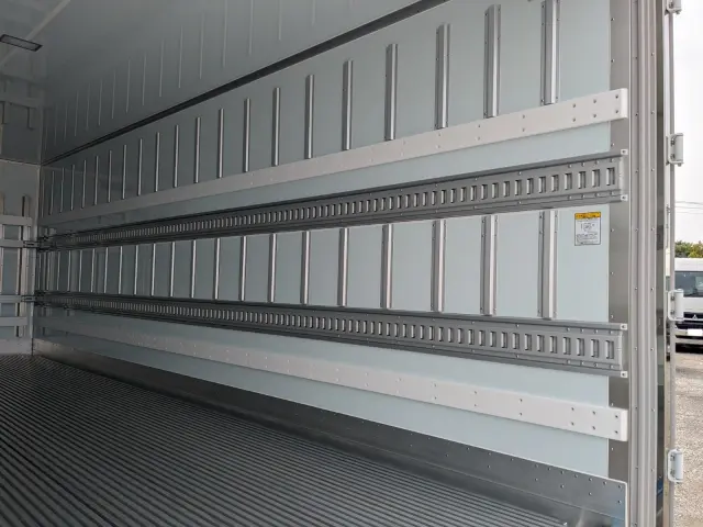 日野 レンジャー 2KG-FD2ABG(2WD)の写真21