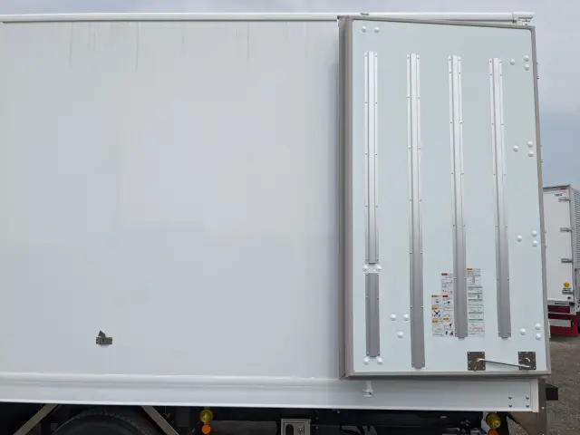 日野 レンジャー 2KG-FD2ABG(2WD)の写真23