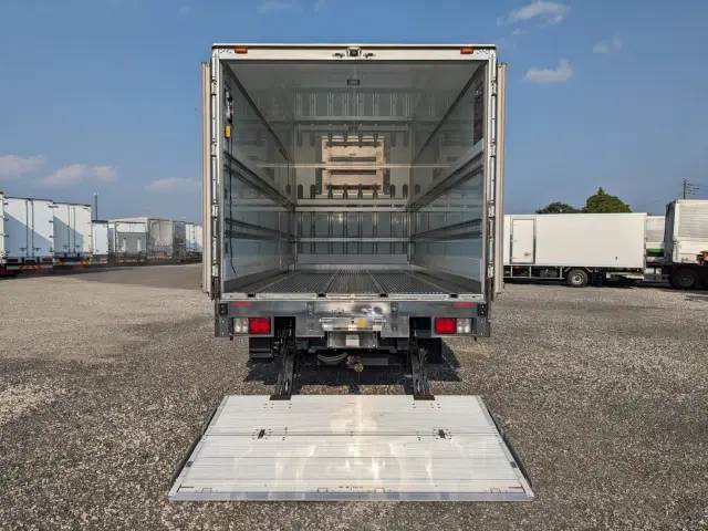 日野 レンジャー 2KG-FD2ABG(2WD)の写真10