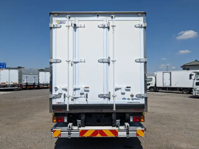 いすゞ エルフ TPG-NPR85AN(2WD)の写真6