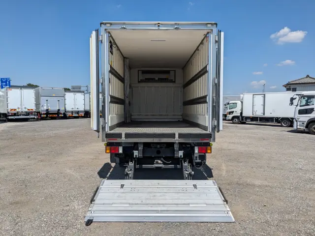 いすゞ エルフ TPG-NPR85AN(2WD)の写真11