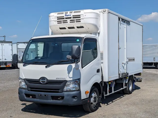 日野 デュトロ TPG-XZU712M(2WD)の写真1