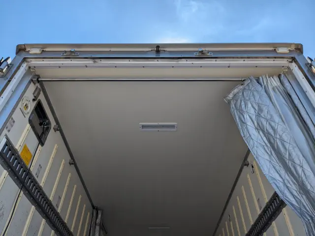 日野 デュトロ TPG-XZU712M(2WD)の写真15