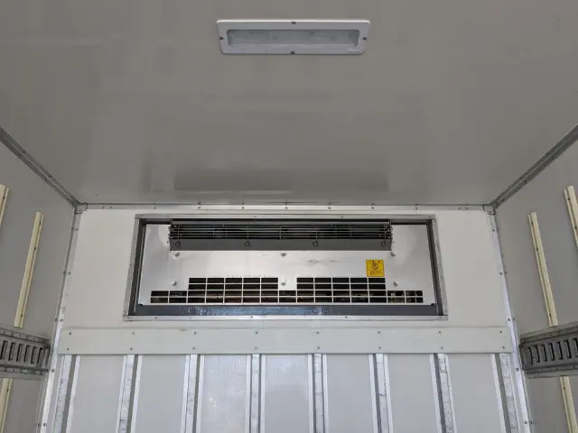 日野 デュトロ TPG-XZU712M(2WD)の写真19