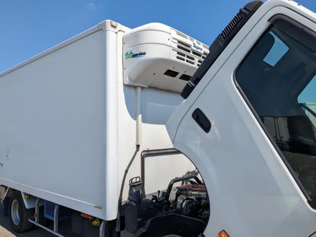 日野 デュトロ TPG-XZU712M(2WD)の写真47