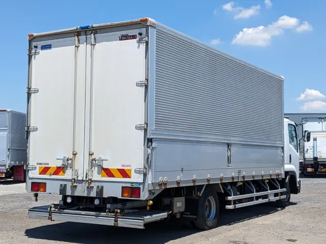 いすゞ フォワード 2PG-FRR90S2(2WD)の写真4