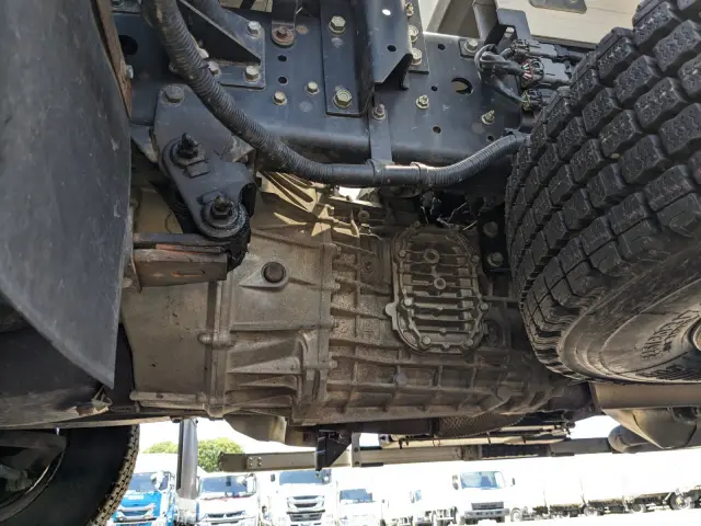 いすゞ フォワード 2PG-FRR90S2(2WD)の写真29