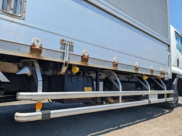 いすゞ フォワード 2PG-FRR90S2(2WD)の写真35