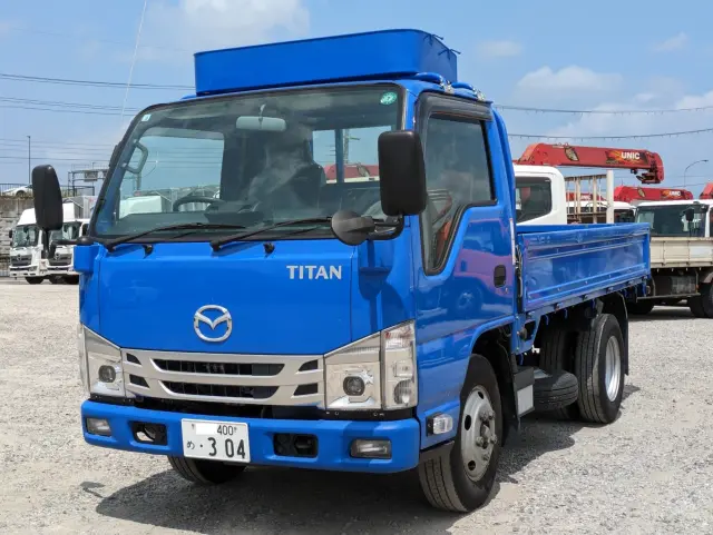 マツダ タイタン 2RG-LKR88A(2WD)の写真1