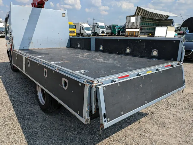 三菱 キャンター 2PG-FEA80(2WD)の写真17