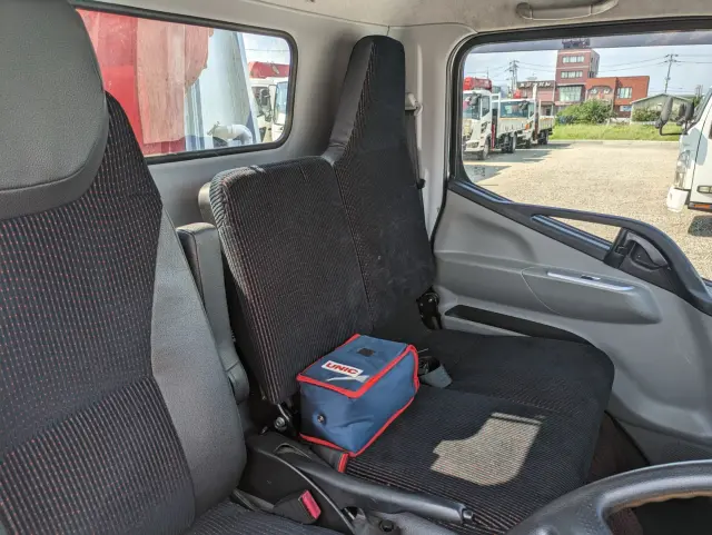 三菱 キャンター 2PG-FEA80(2WD)の写真36