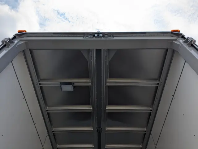 日野 デュトロ 2KG-XZU712M(2WD)の写真11