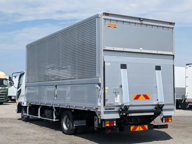 三菱 ファイター 2KG-FK65F(2WD)の写真4