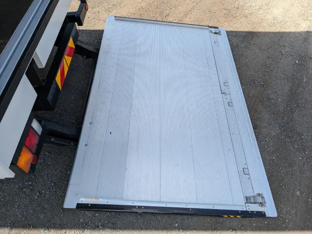 三菱 ファイター 2KG-FK65F(2WD)の写真12