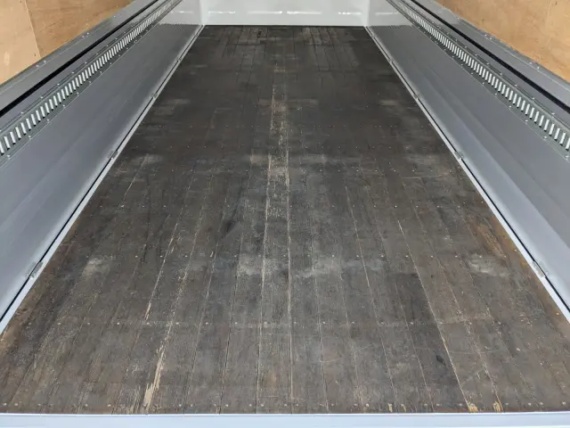 三菱 ファイター 2KG-FK65F(2WD)の写真16