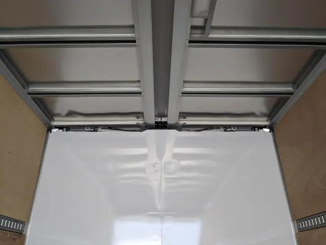 三菱 ファイター 2KG-FK65F(2WD)の写真19