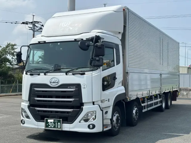 ＵＤ クオン 2PG-CG5CA(8x4)の写真1