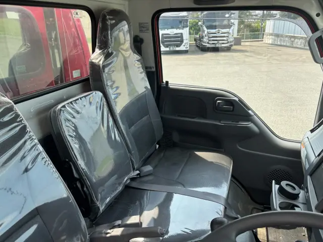 いすゞ エルフ TPG-NJR85AD(2WD)の写真23