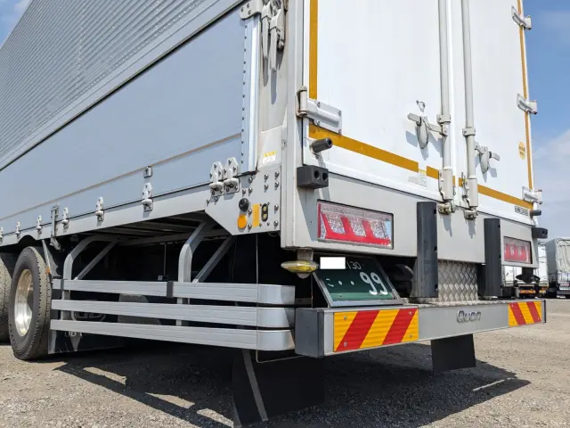 UD クオン 2PG-CD5CA(6x2)の写真8