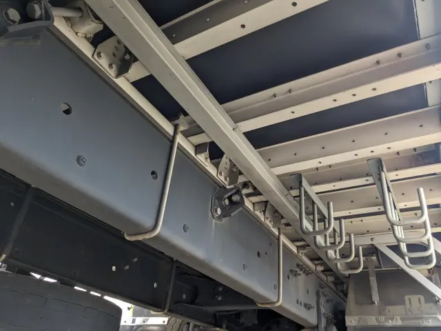 UD クオン 2PG-CD5CA(6x2)の写真34